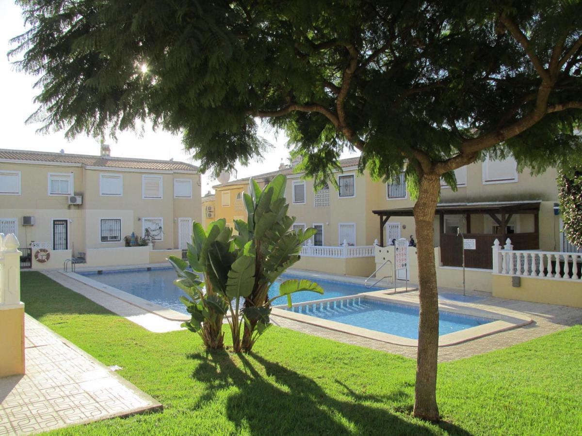 Casa Los Cerezos Villamartin  Eksteriør bilde